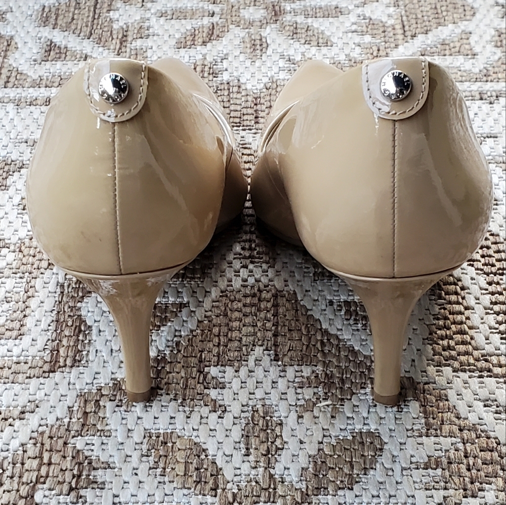 NWT - Michael Kors | Stunning Nude Patent Heels Size 10 - Picture 7 of 12